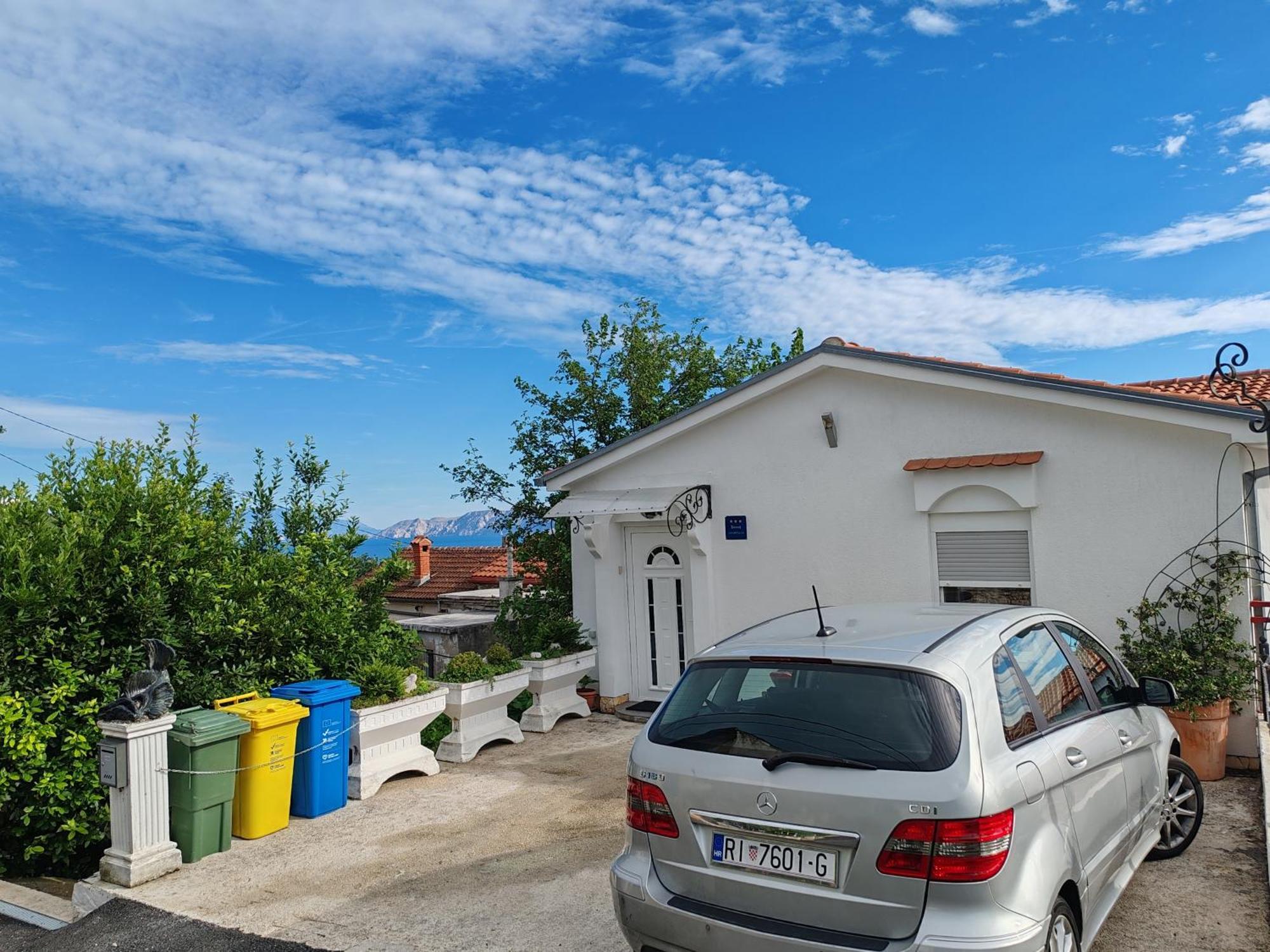 Art Gallery House With A Small Relaxing Pool Crikvenica Eksteriør bilde