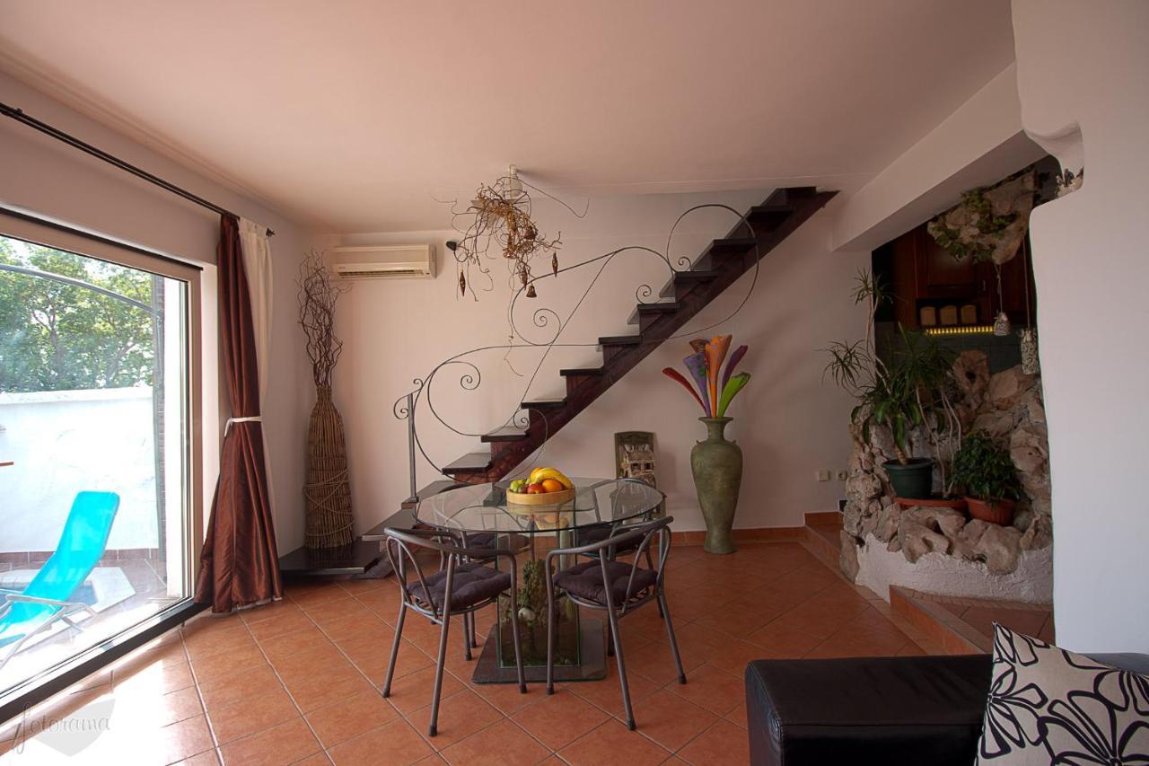 Art Gallery House With A Small Relaxing Pool Crikvenica Eksteriør bilde